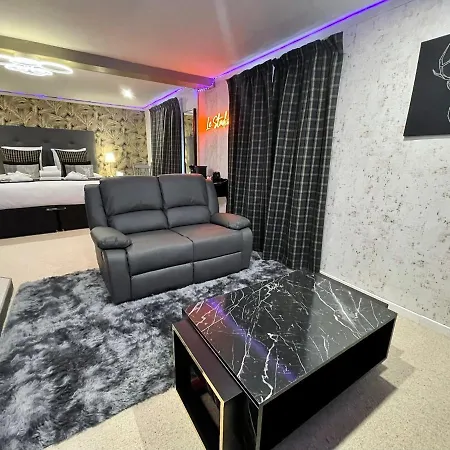 Hotel Chabanettes & *