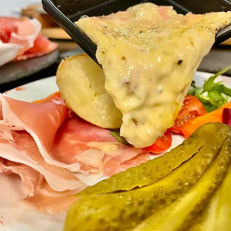 Отель Chabanettes & Auzelles