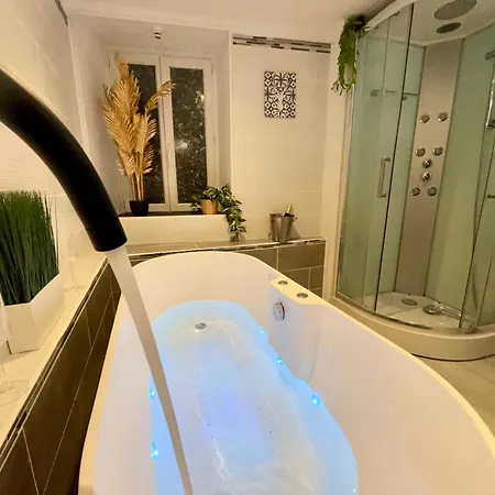 Chabanettes & Отель *